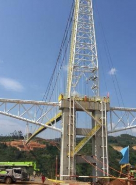 國內跨度最大天然氣管道懸鎖跨越主體工程完工